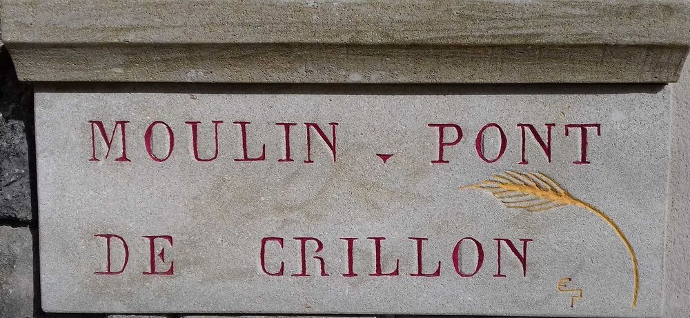 Gîte Pont de Crillon à Crillon le Brave