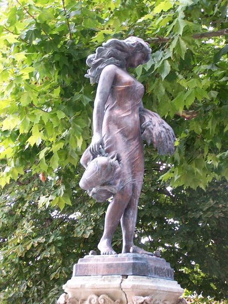 Statue Anesca